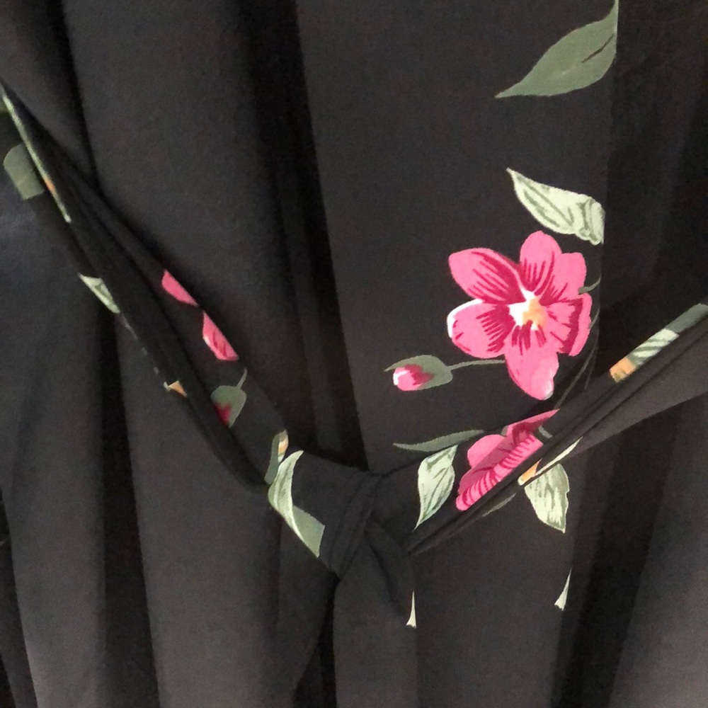 Vintage Victoria Secrets kimono style robe - Picture 8 of 10